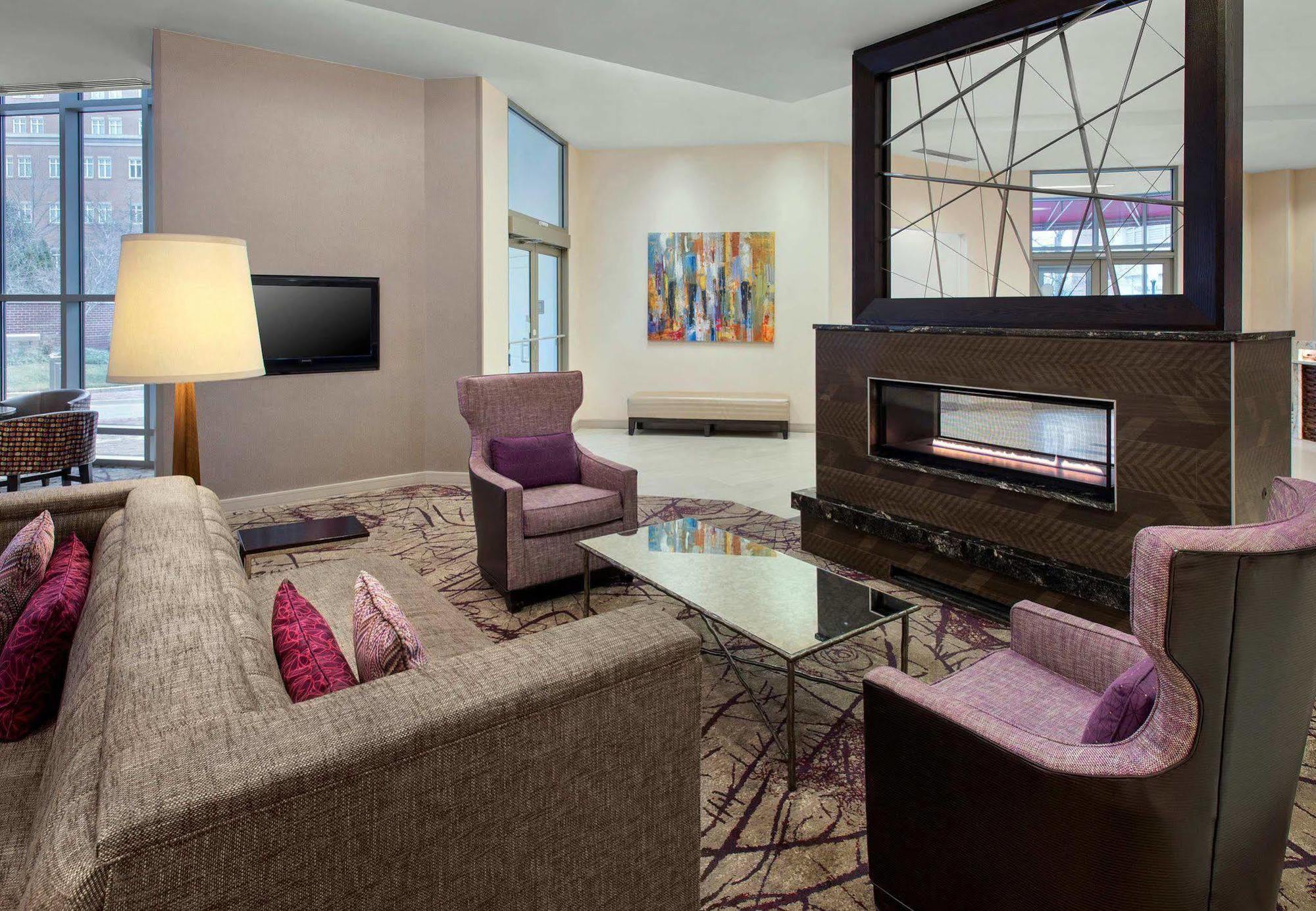 Residence Inn Alexandria Old Town South At Carlyle Eksteriør bilde