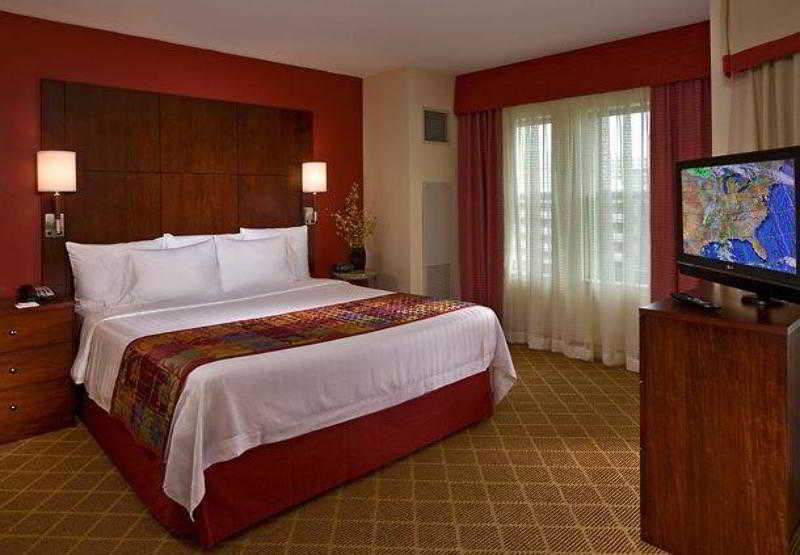 Residence Inn Alexandria Old Town South At Carlyle Eksteriør bilde